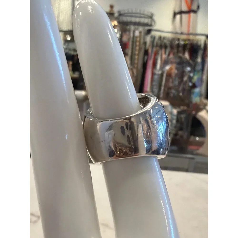 Chill Boutique Consignment chunky cocktail